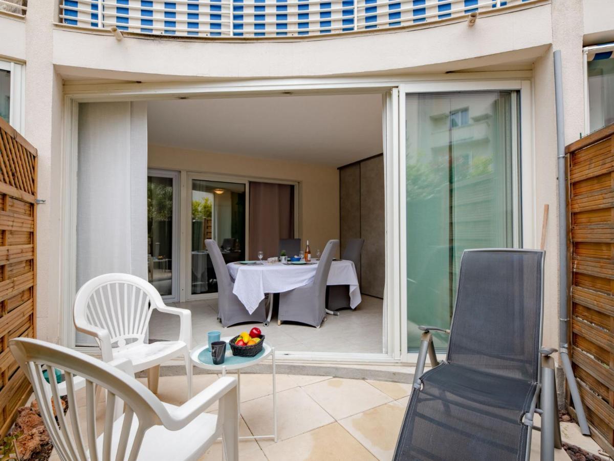 Le Chant De La By Interhome Apartment Fréjus