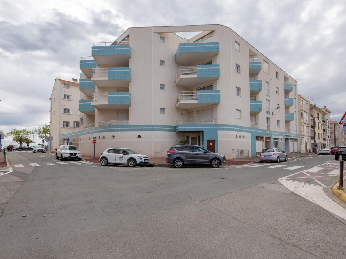 Apartment Le Chant De La By Interhome Fréjus